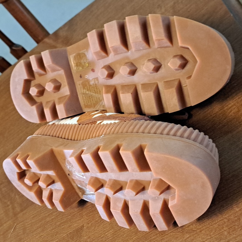 FLASH SALE Jeffrey Campbell Brown and White Leather (Callf Hair) - Picture 5 of 5